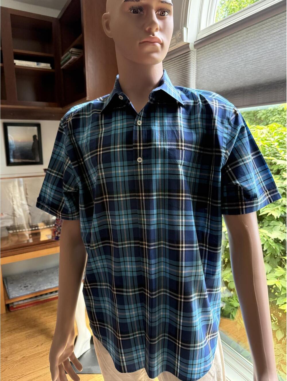 Bugatchi Uomo Blue Plaid Short Sleeve Button Front Shirt Men’s Shaped Fit